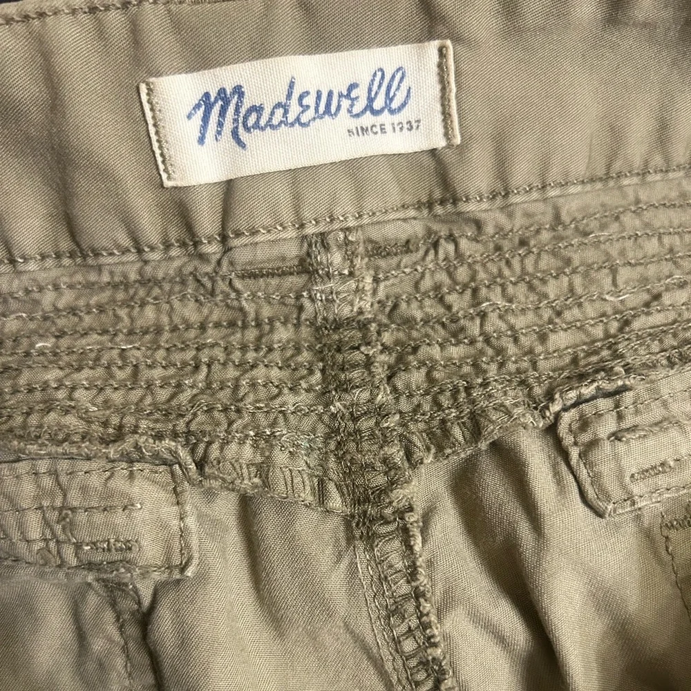 Madewell 100% Cotton Green Cargo‎ Shorts Size 26